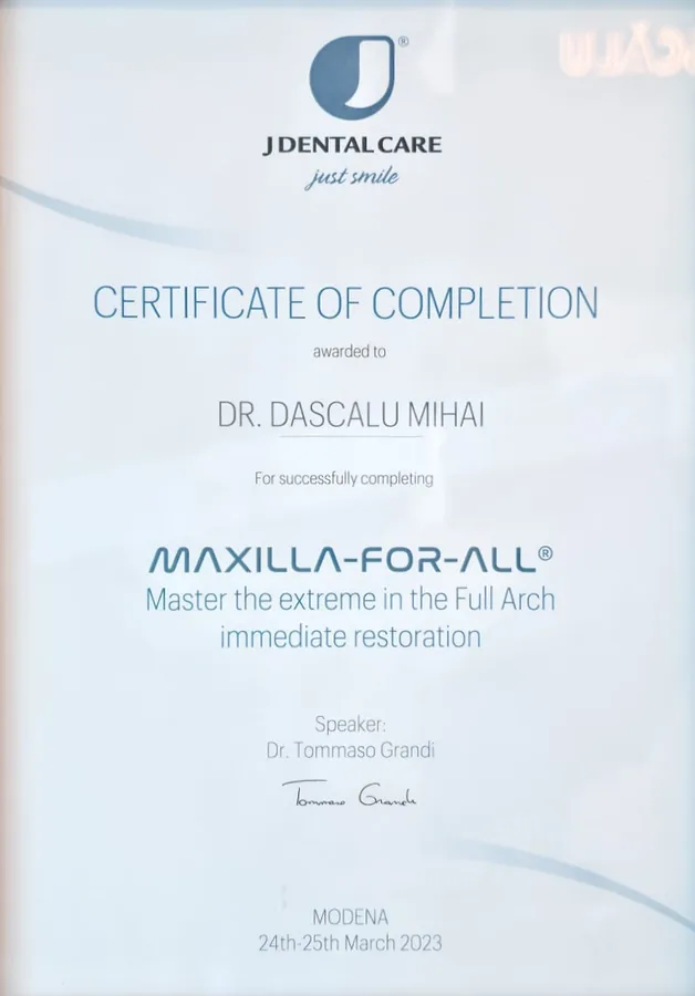 J Dental Care, Maxilla-for-All · restaurare Full Arch cu încărcare imediată (Modena, Italia, 2023)